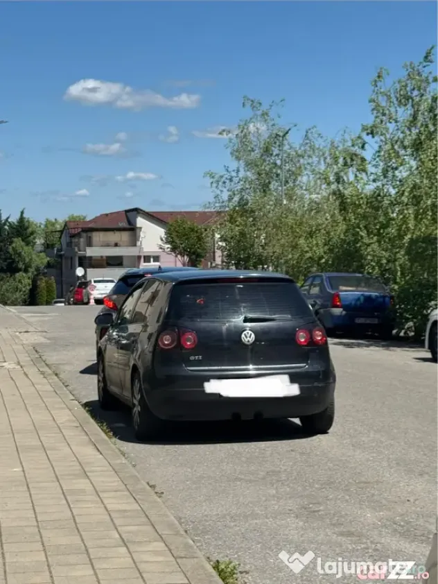 Vw Golf 5 1.6 FSI pachet GTI interior-exterior