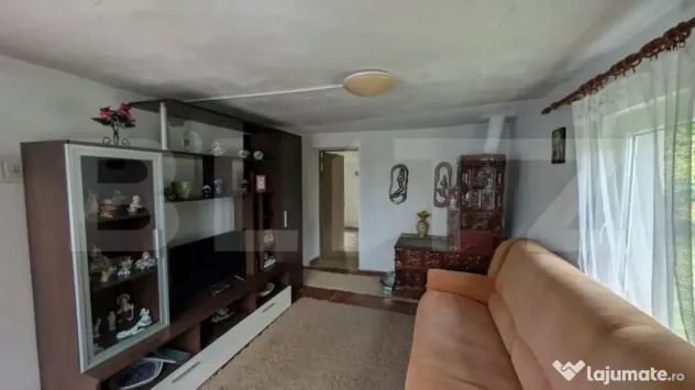 Casaindividuala, 85 mp, zona Malu cu Flori, sat Miclosanii M