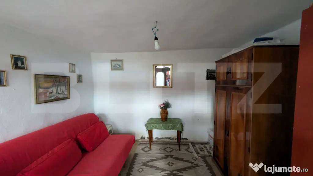 Casaindividuala, 85 mp, zona Malu cu Flori, sat Miclosanii M