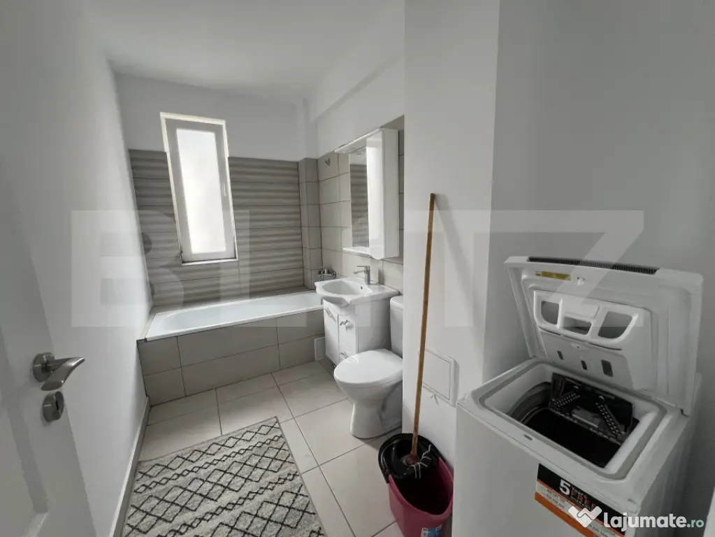 Apartament 2 camere, parcare, zona Terra