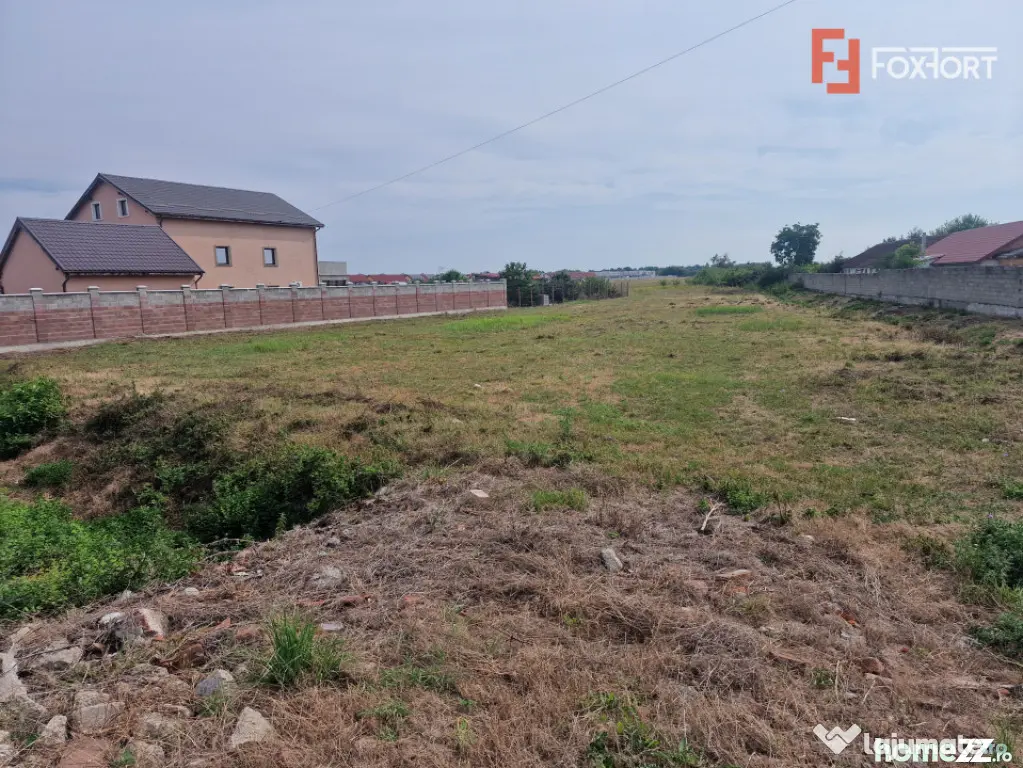 Teren intravilan de 2492 mp de vanzare in Bucovat