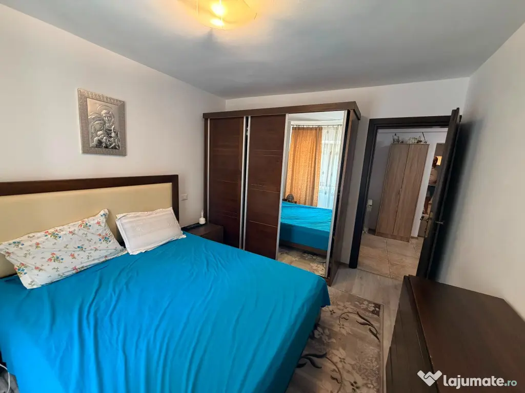 Apartament 3 camere,strada Babadag,parter