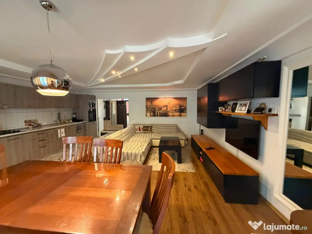 Apartament 3 camere,strada Babadag,parter