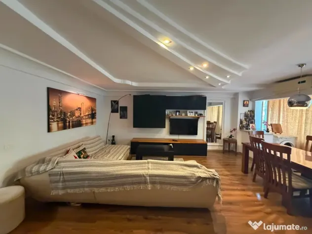 Apartament 3 camere,strada Babadag,parter