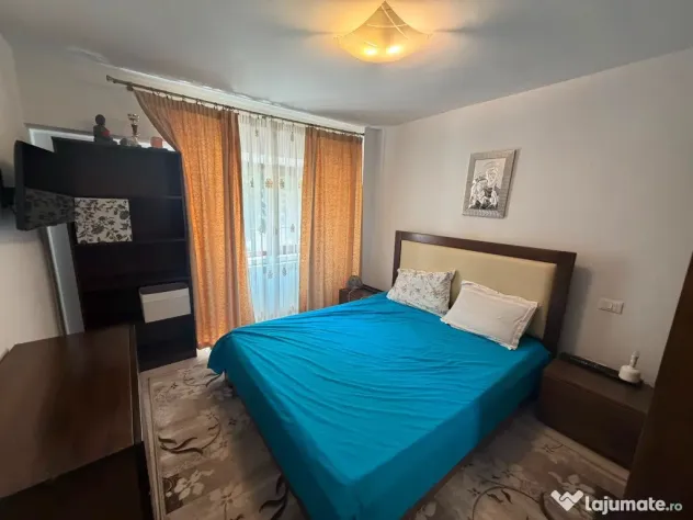 Apartament 3 camere,strada Babadag,parter