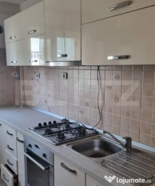 Apartament 4 camere, 90 mp, Fălticeni