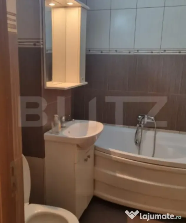 Apartament 4 camere, 90 mp, Fălticeni