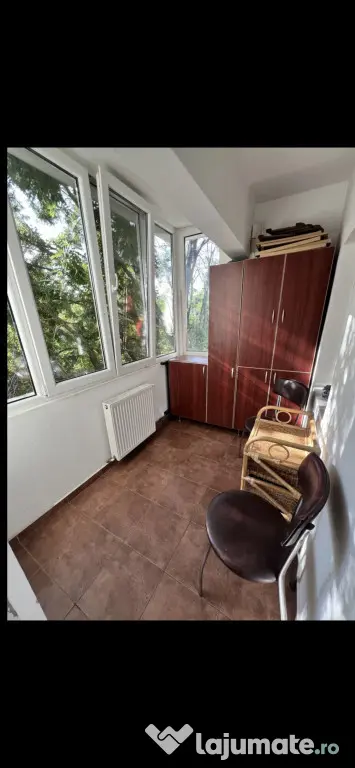Brancoveanu piata sudului etaj 3 spatioasa