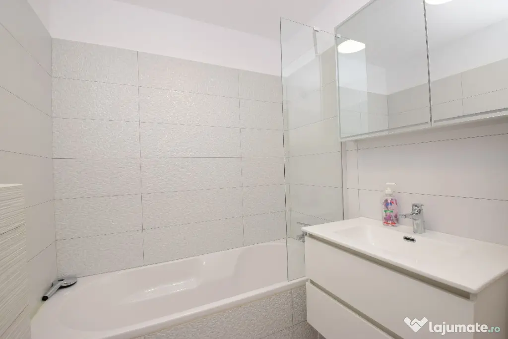 3 camere, renovat, centrală, 2/4, Rahova - Strada Oltina