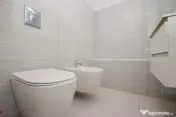 3 camere, renovat, centrală, 2/4, Rahova - Strada Oltina