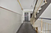 Apartament cu 4 camere de închiriat în zona Polivalenta