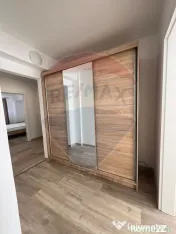 Apartament cu 4 camere de închiriat în zona Polivalenta 