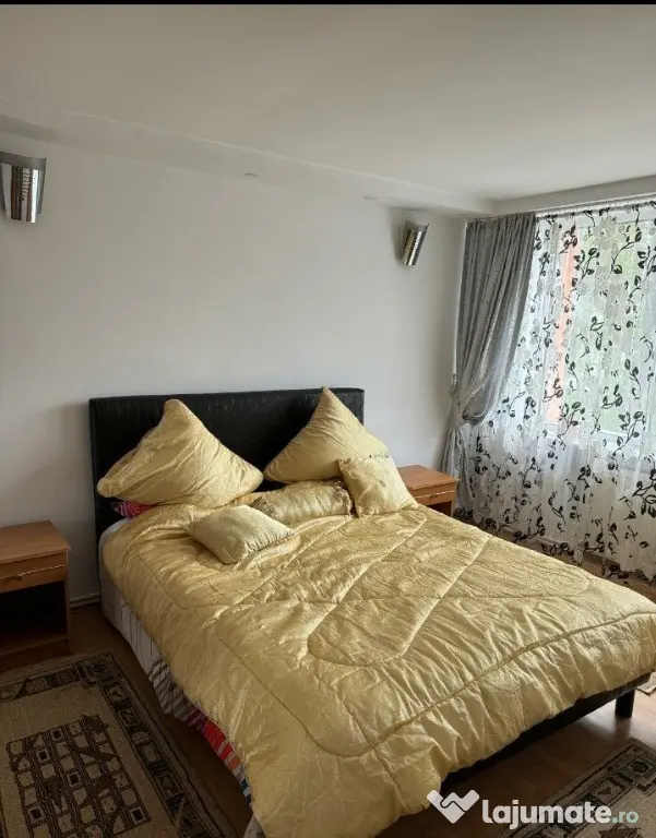 Apartament Cu 3 Camere Semidecomandate Etaj 1 Zona Ultracentrala