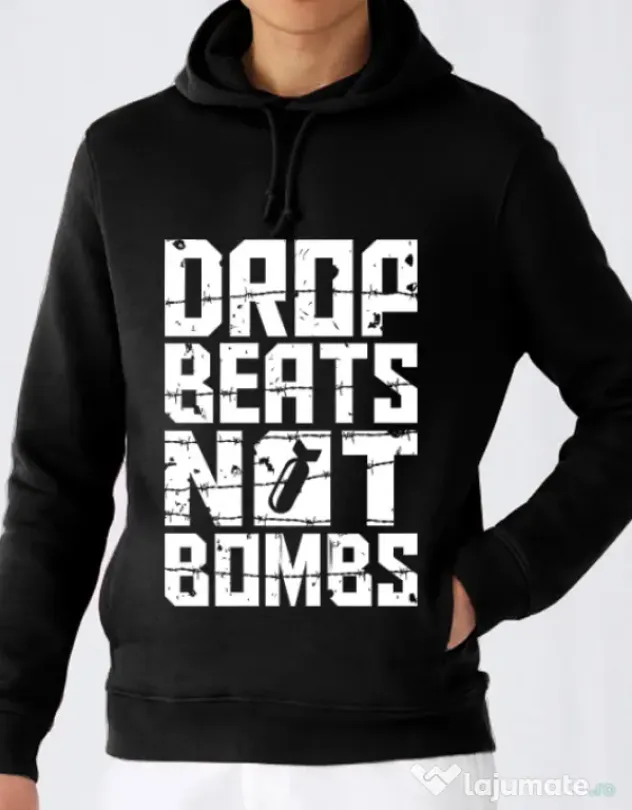 Hoodie barbat cu gluga Drop beats, not bombs Negru