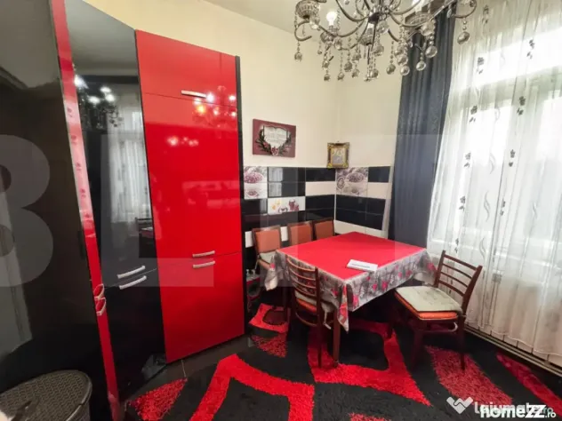 Două case pe 451 mp, Ideal Locuință + Business
