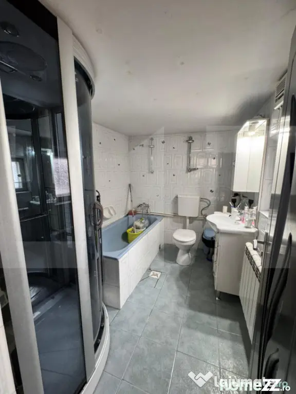 Două case pe 451 mp, Ideal Locuință + Business