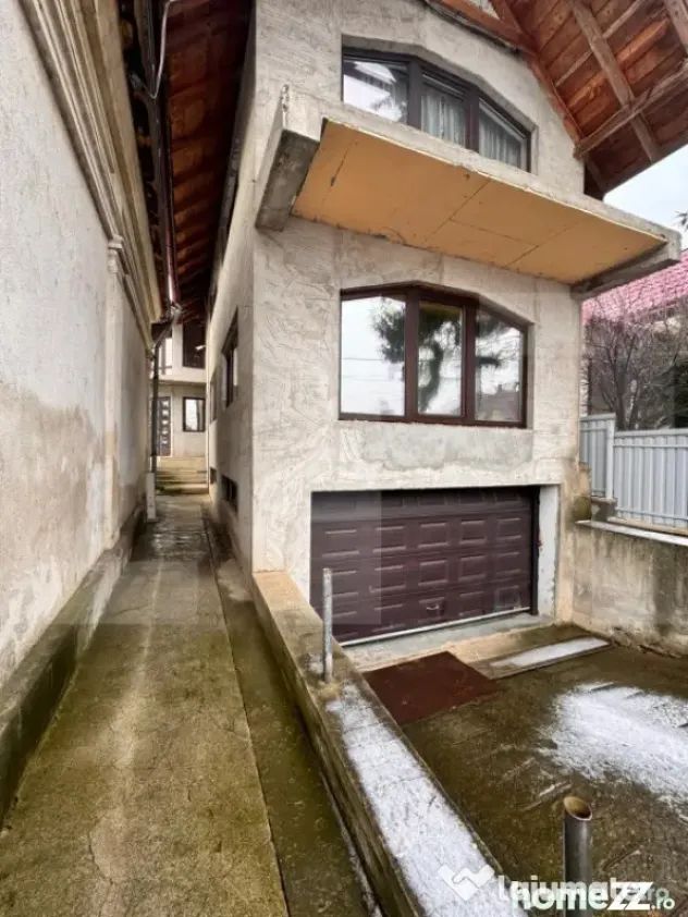 Două case pe 451 mp, Ideal Locuință + Business