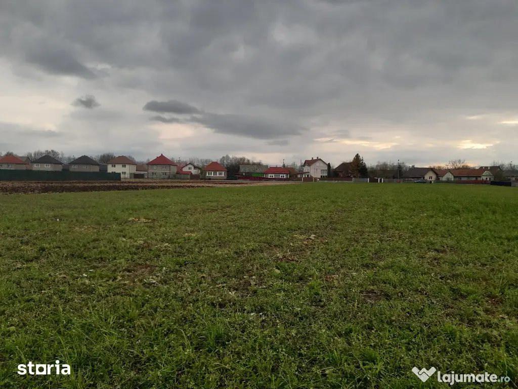 Vand teren intravilan construibil utilitati asfalt central Lunca Calnicului 5000mp