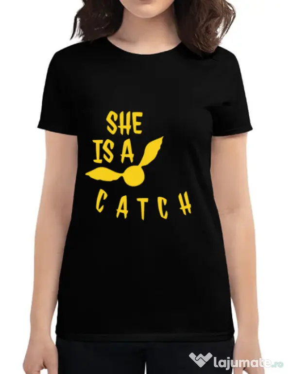 Tricou ADLER dama She is a catch Negru