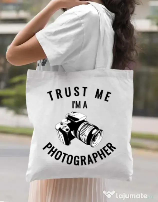 Sacosa din panza I’m a photographer Alb
