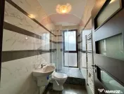 Birou modern de închiriat | Strada George Coșbuc | Baia... 