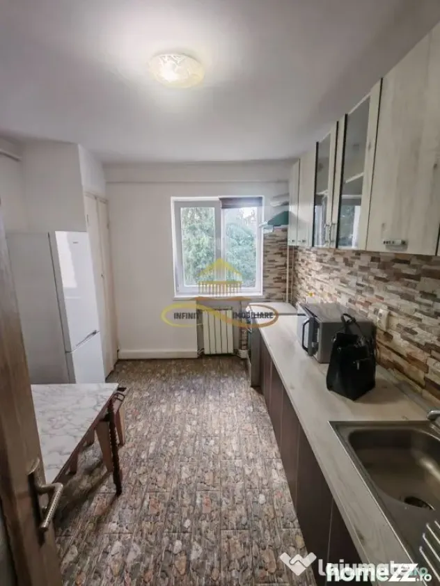 Apartament 3 camere de închiriat – zona RMB