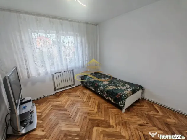 Apartament 3 camere de închiriat – zona RMB
