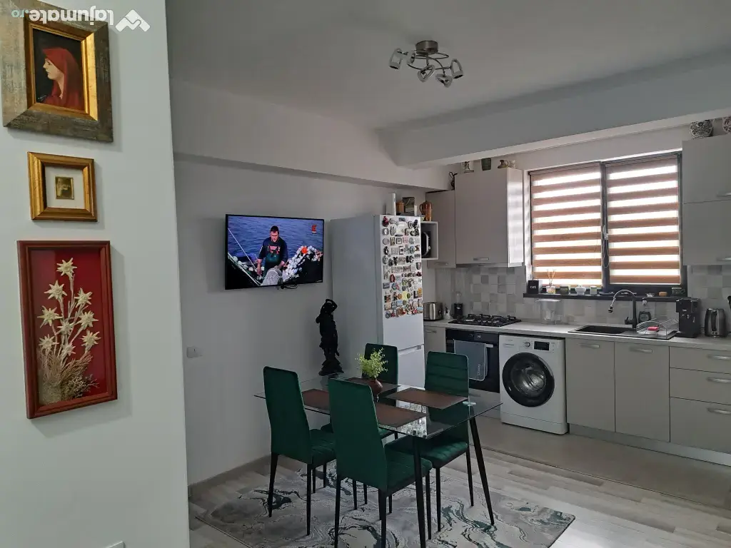 Vând apartament 2 camere în Bucium
