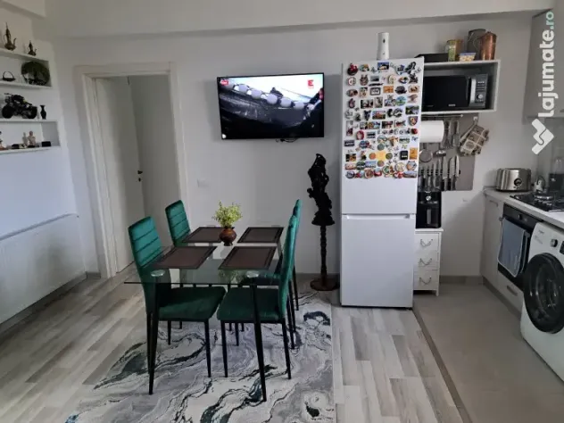 Vând apartament 2 camere în Bucium