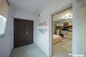 Casă cu 3 camere, complet renovată, teren 8.788 mp, For...