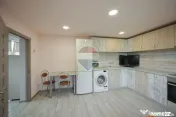 Casă cu 3 camere, complet renovată, teren 8.788 mp, For...