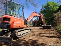 Inchiriez utilaje,  buldoexcavator etc 