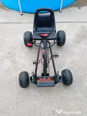 Kart cu pedale de vânzare 