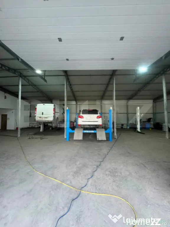 Service auto complet echipat de închiriat, 400 mp, Parcare - Craiova (Dolj)