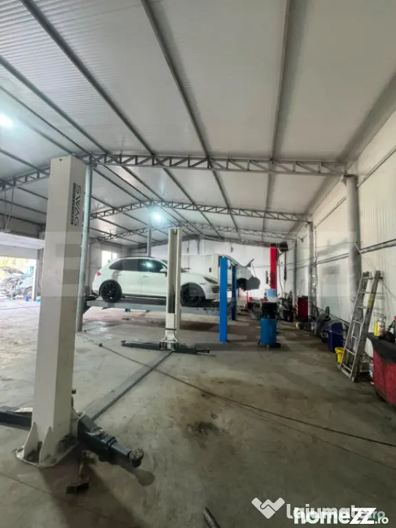 Service auto complet echipat de închiriat, 400 mp, Parcare - Craiova (Dolj)