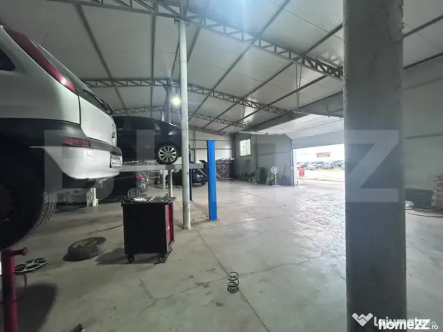 Service auto complet echipat de închiriat, 400 mp, Parcare - Craiova (Dolj)