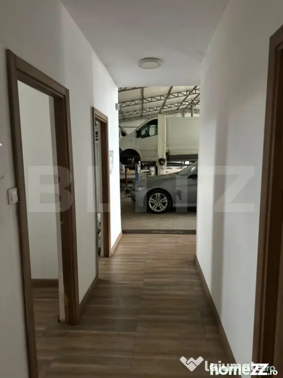 Service auto complet echipat de închiriat, 400 mp, Parcare - Craiova (Dolj)