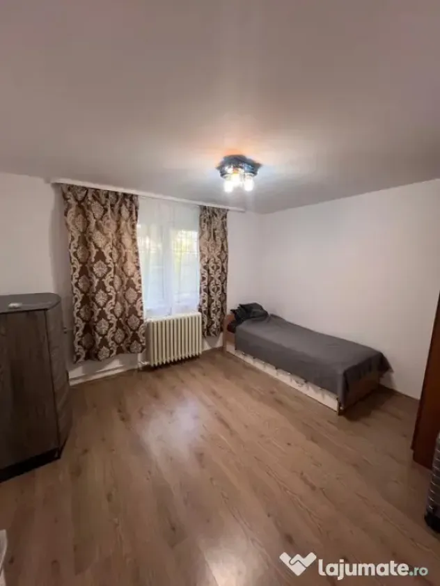 Apartament Cu 2 Camere Decomandate - Parter Zona Marasesti - Oituz