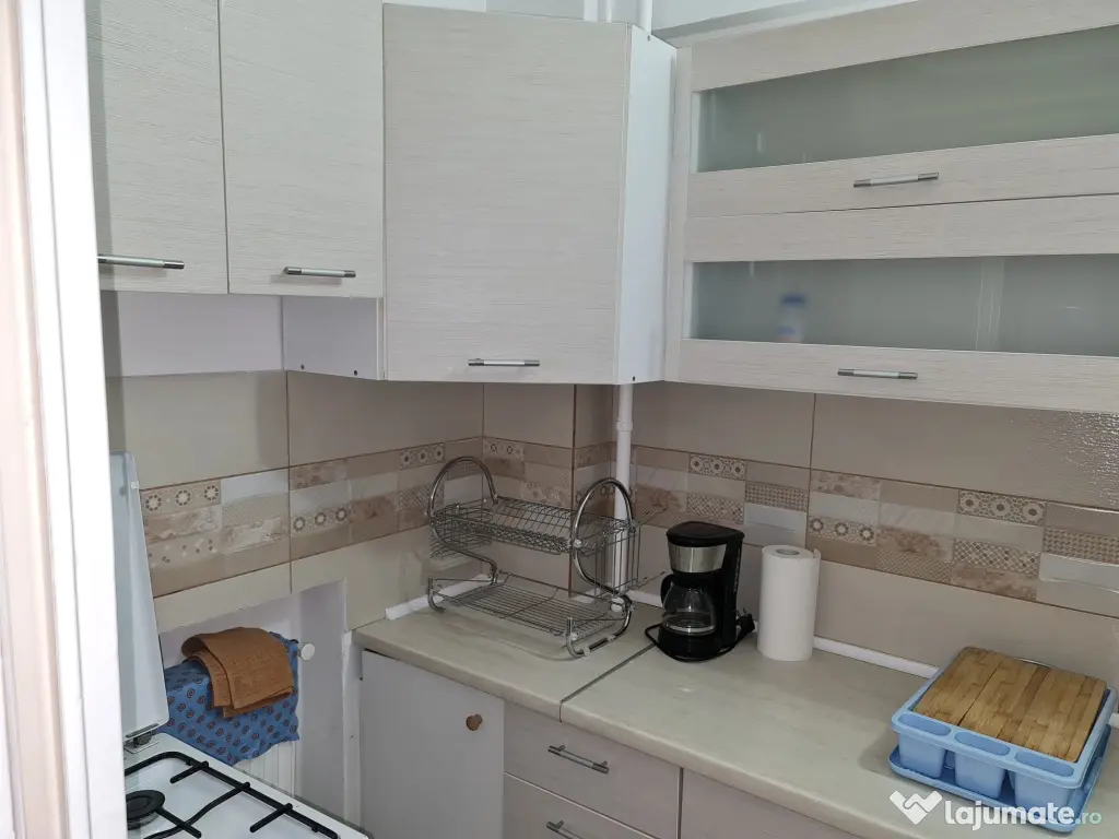 Garsoniera de închiriat