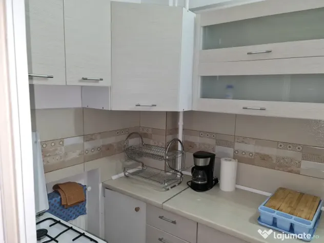 Garsoniera de închiriat