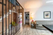 - Apartament cu 3 camere ultracentral 81 mp - mobilat si ut 