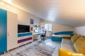- Apartament cu 3 camere ultracentral 81 mp - mobilat si ut 