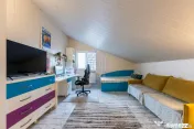 - Apartament cu 3 camere ultracentral 81 mp - mobilat si ut 