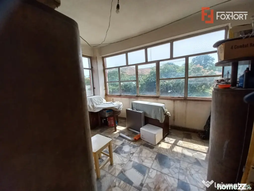 Casa individuala cu 5 camere si teren de 337 mp - zona Crisa - Timisoara (Timis)