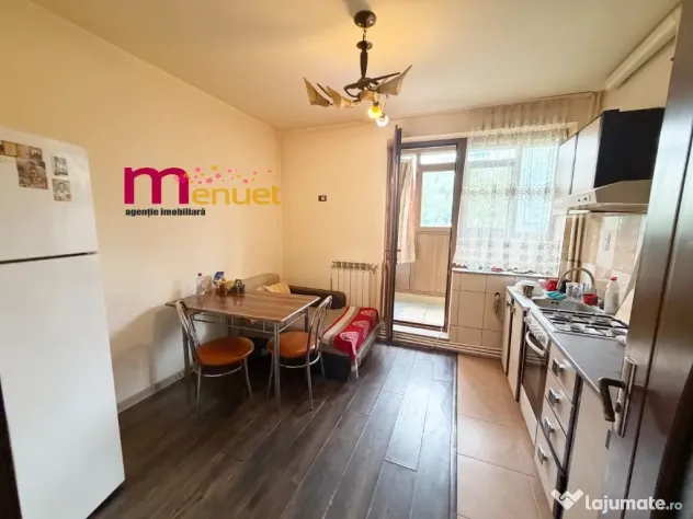Apartament 2 camere,str.Isacei,etaj 1