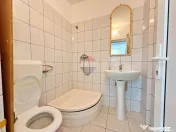 Spațiu comercial de închiriat în Confecții/Arad 