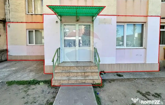 Spațiu comercial de închiriat în Confecții/Arad - Arad (Arad)