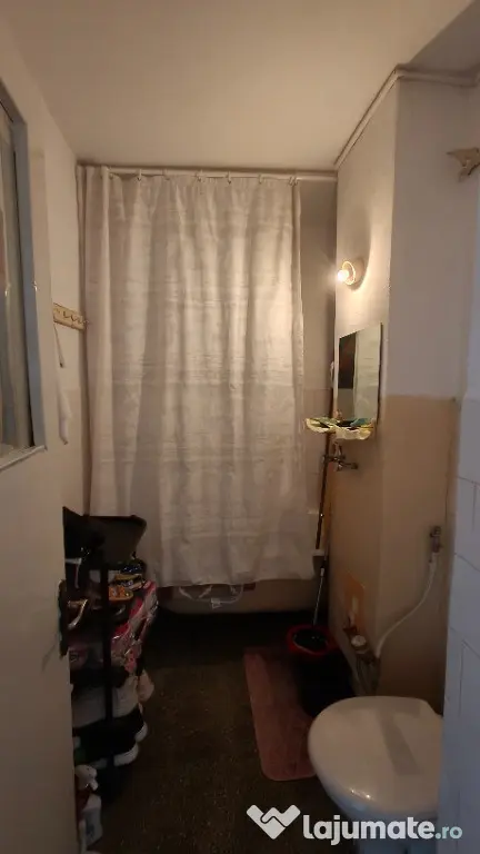 Vând apartament simplu și ieftin!