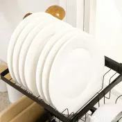HOMCOM Suport pentru Vase Modulabil de Chiuvetă cu 2 Niveluri, Picioare Antialunecare, din Oțel, 65x31,5x52,5 cm, Negru 