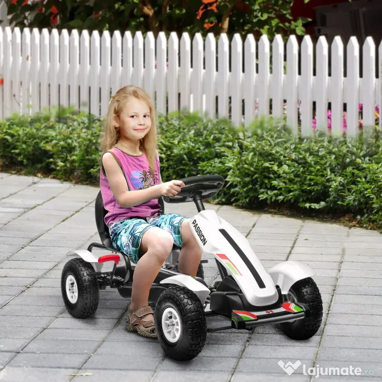 HOMCOM Kart cu Pedale pentru Copii 5-12 Ani cu Scaun Reglabil, Anvelope Gonflabile, Frână de Mână, Design de Curse, Alb și Negru | Aosom Romania